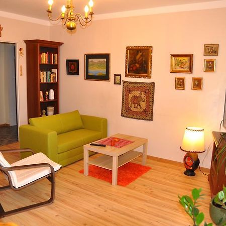 Cozy apartment in Tarnów Exterior foto