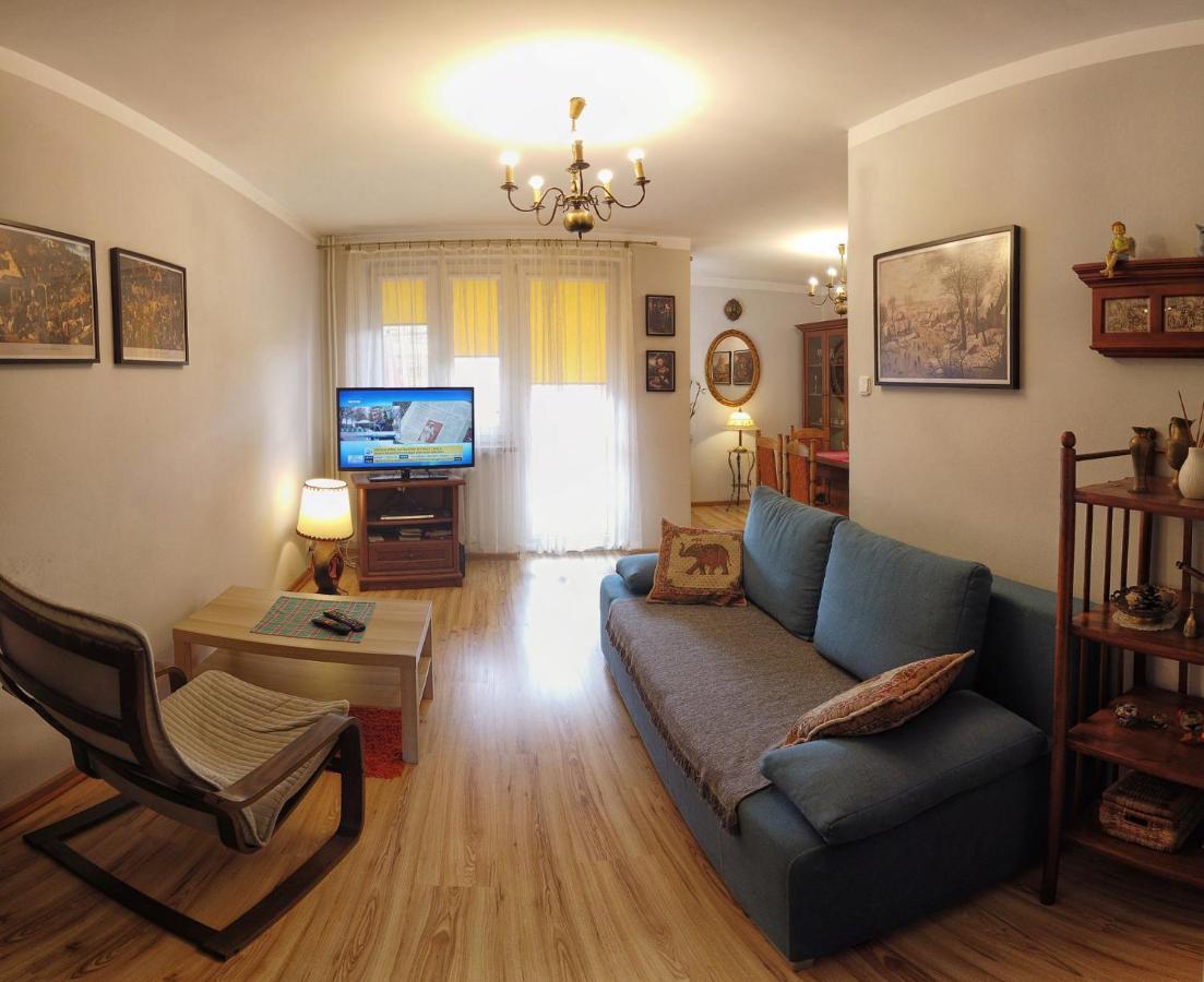 Cozy apartment in Tarnów Exterior foto