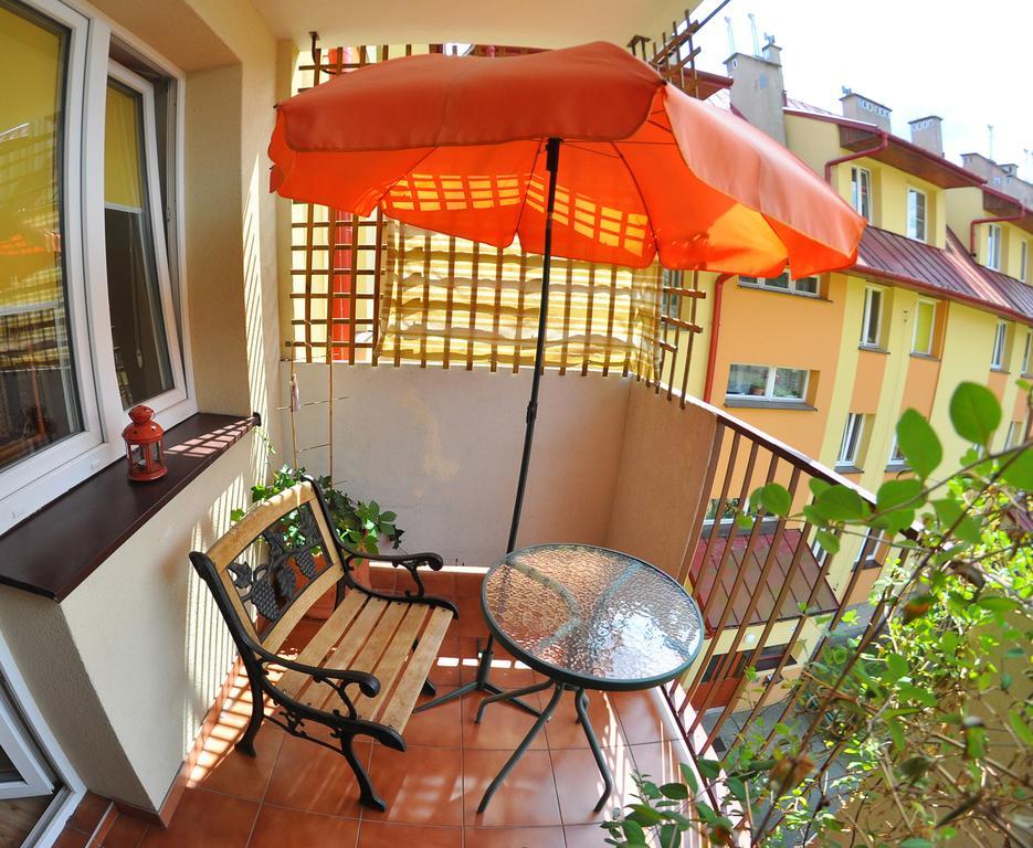 Cozy apartment in Tarnów Exterior foto