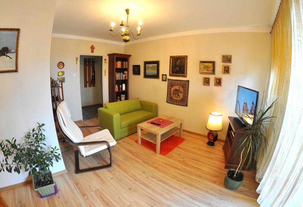 Cozy apartment in Tarnów Exterior foto