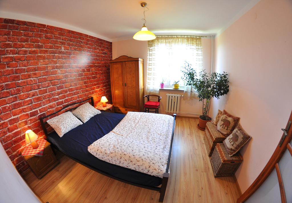 Cozy apartment in Tarnów Exterior foto